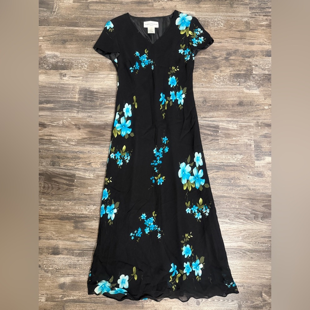 Evan Picone Women’s Black Maxi Dress Blue Floral Design V-Neck Short Sleeve Sz 6